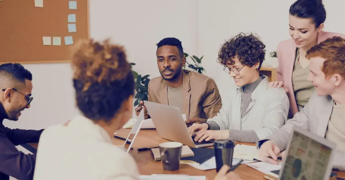 Un dossier thématique sur la gestion du changement en collaboration avec l'UQAM